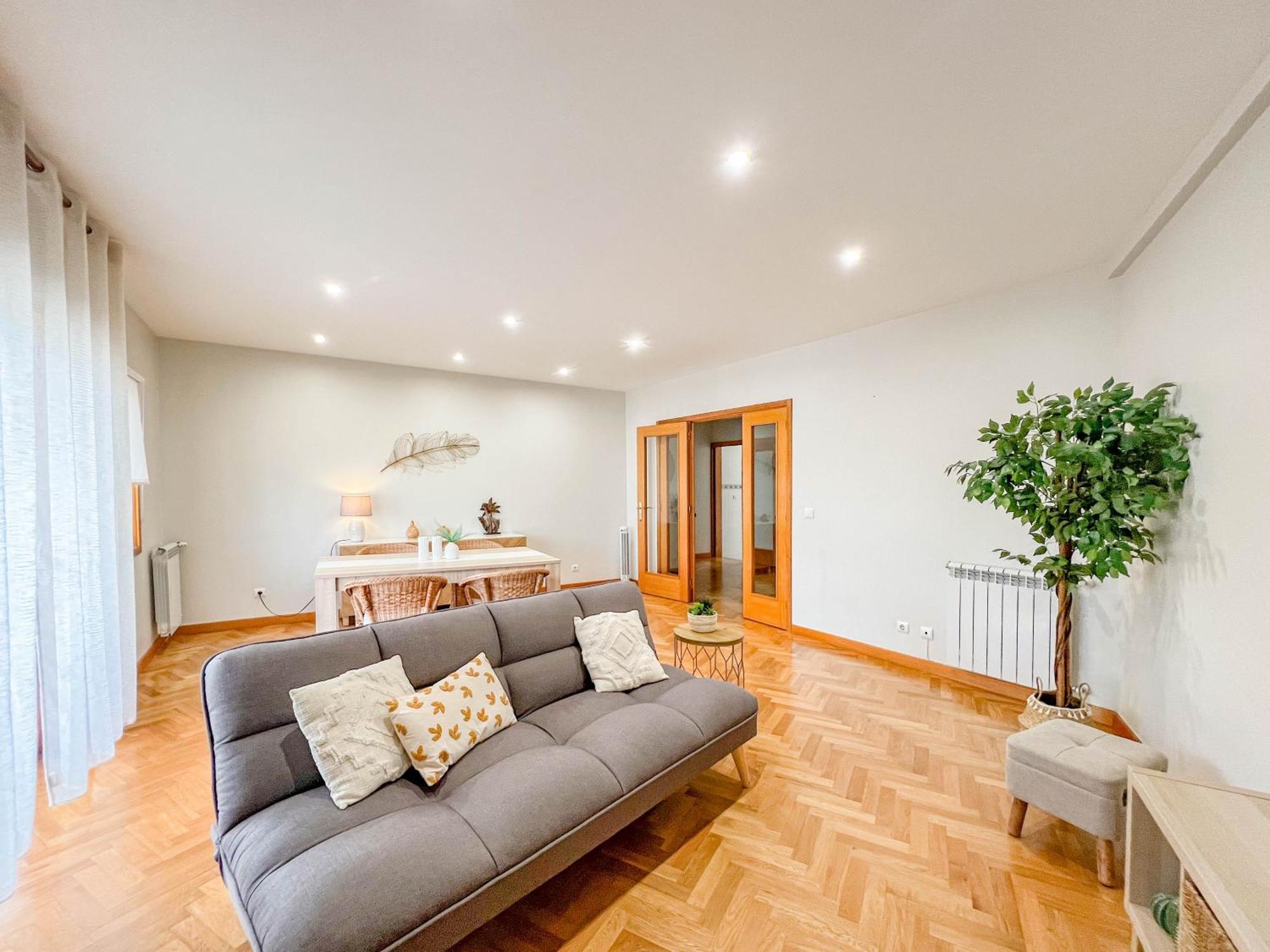 Comfortable Apartment In Виана-ду-Каштелу Экстерьер фото