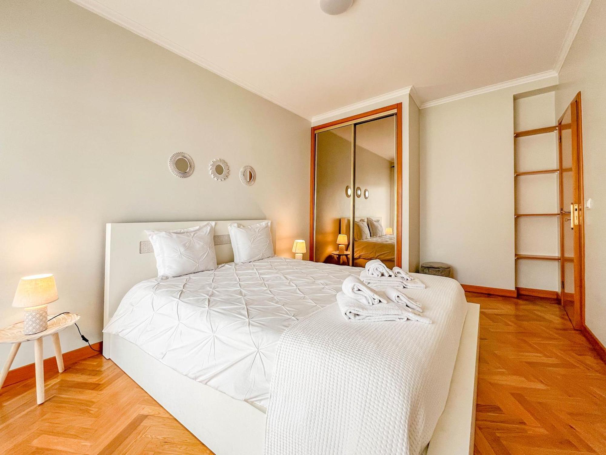 Comfortable Apartment In Виана-ду-Каштелу Экстерьер фото
